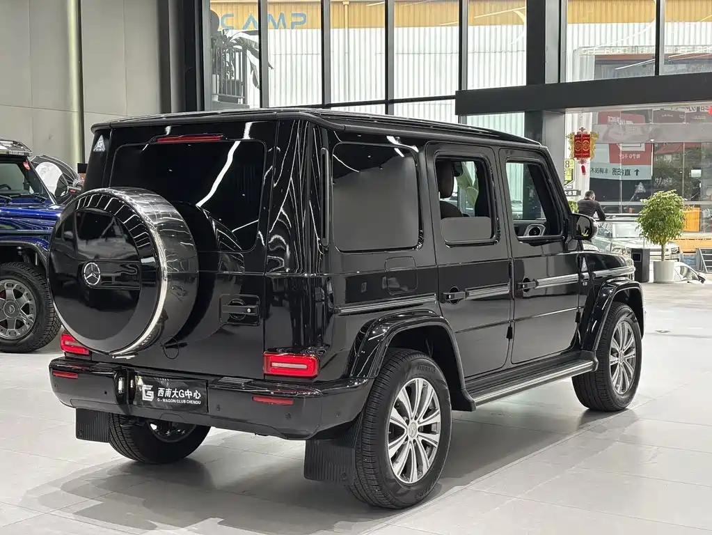 Mercedes-Benz G-Class 2023 — фото 8