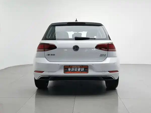 Volkswagen Golf 2020