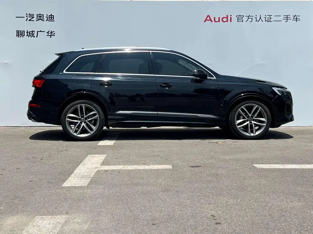 Audi Q7 2025