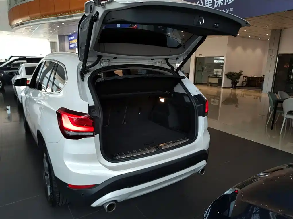 BMW X1 2021 — фото 19