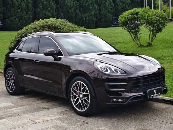 Porsche Macan 2015