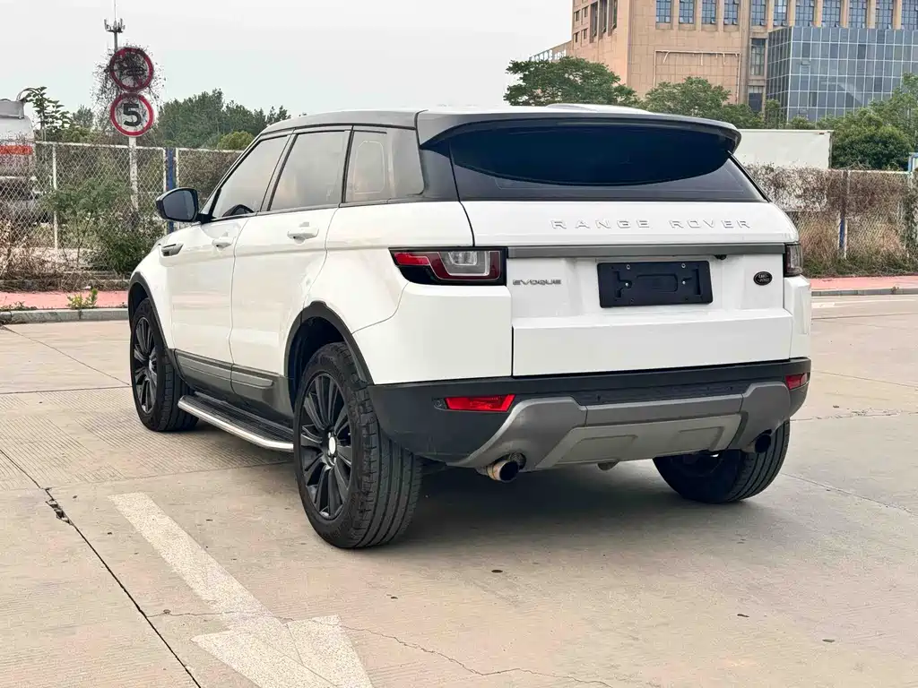 Land Rover Evoque 2017 — фото 8