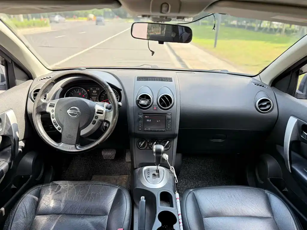 Nissan Qashqai 2015