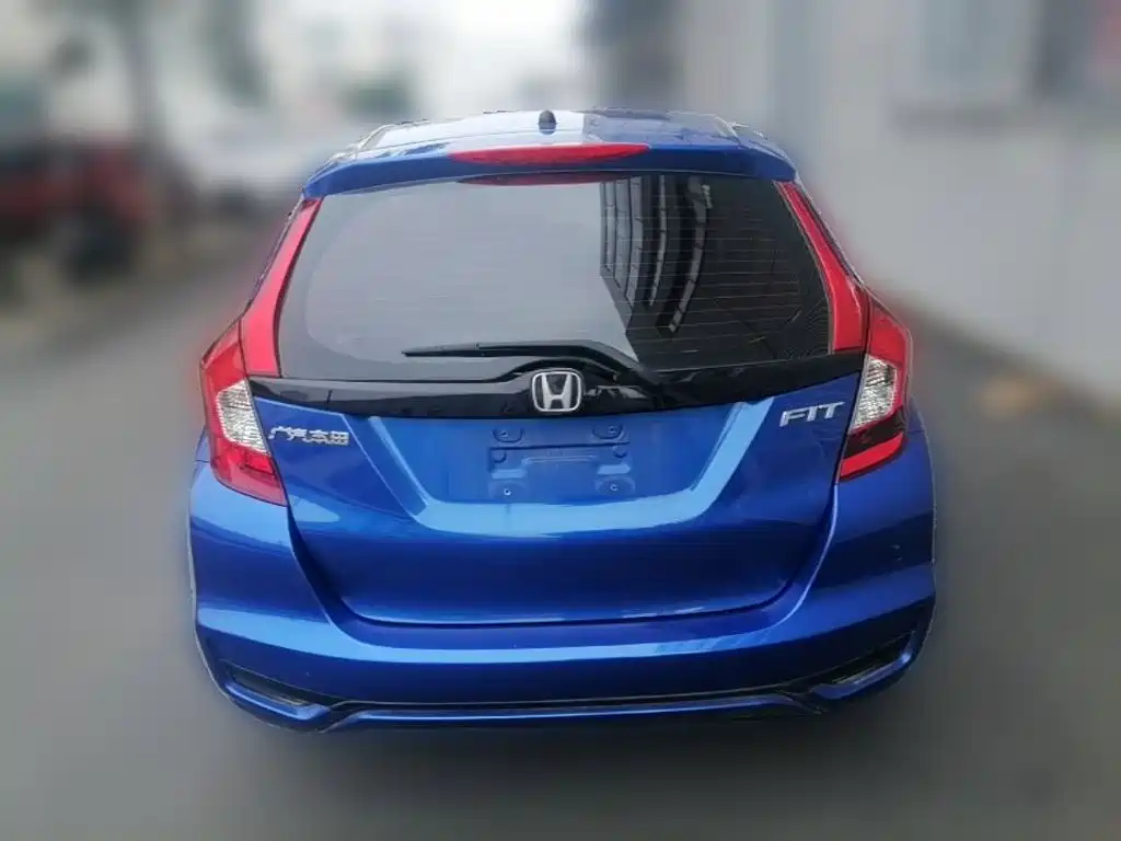 Honda Fit 2018 — фото 6