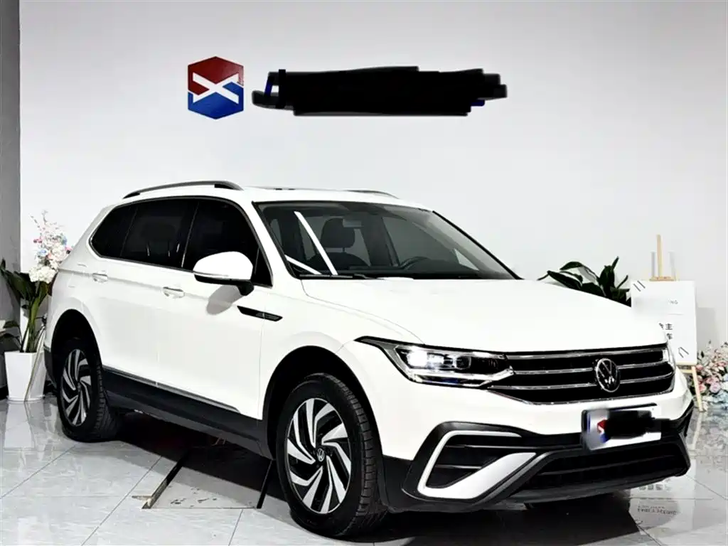 Volkswagen Tiguan L 2021 — фото 10
