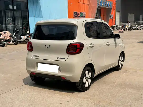 Wuling Hongguang MINIEV 2025