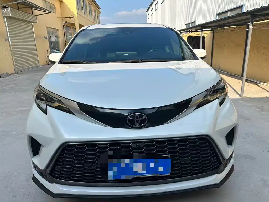 Toyota Granvia 2025