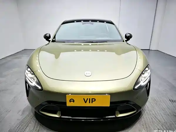 Xiaomi SU7 2024