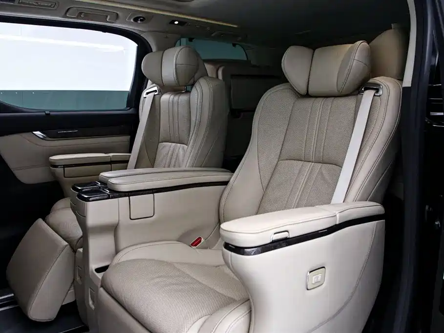 Toyota Vellfire 2020 — фото 14