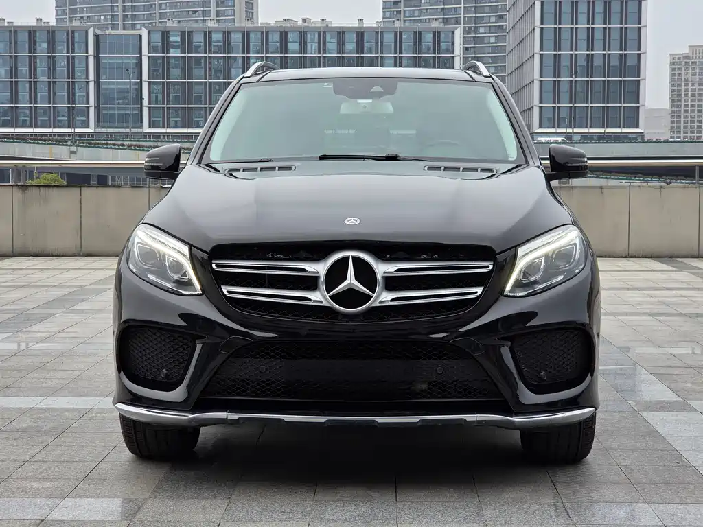 Mercedes-Benz GLE 2018 — фото 2