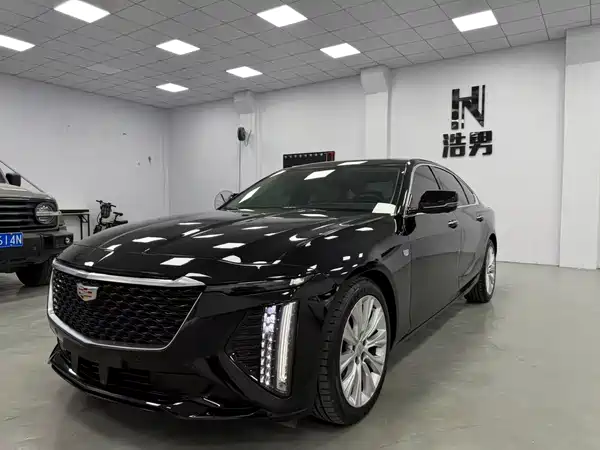 Cadillac CT6 2025