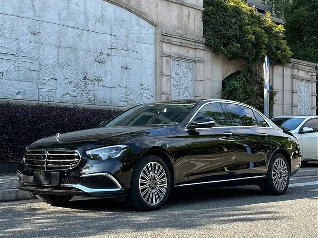 Mercedes-Benz E-Class 2020 — фото 1