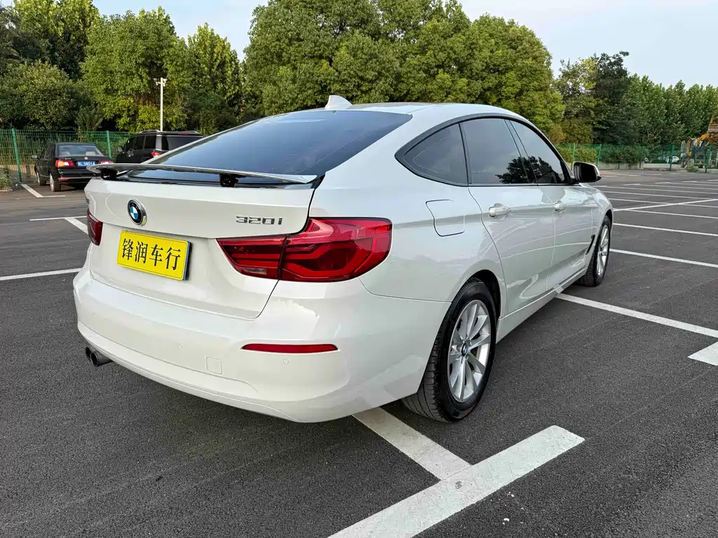 BMW 3 Series GT 2017 — фото 5