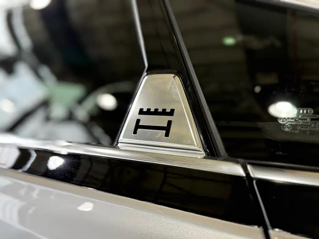 Audi A8 2024 — фото 33