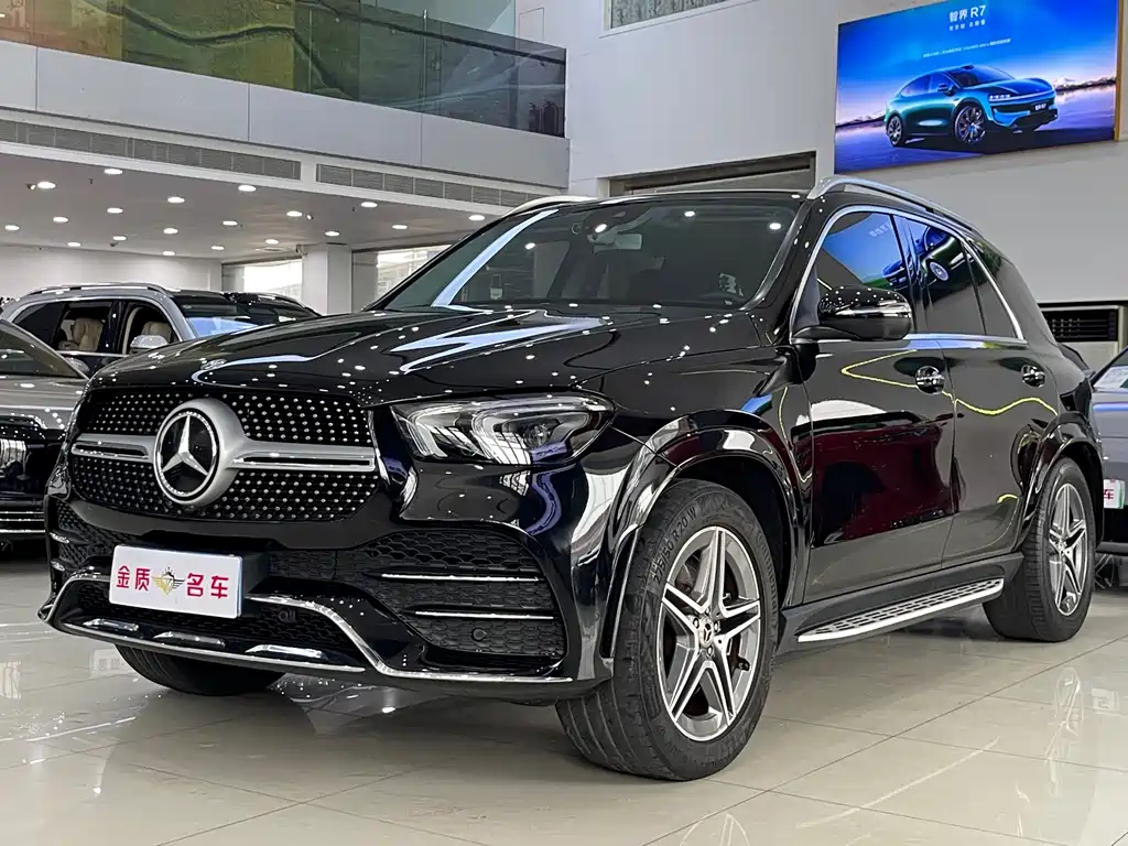 Mercedes-Benz GLE 2020 — фото 1