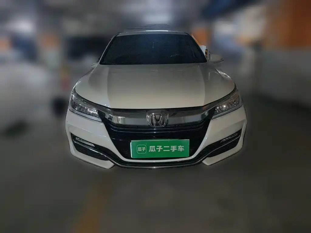 Honda Accord 2017 — фото 23