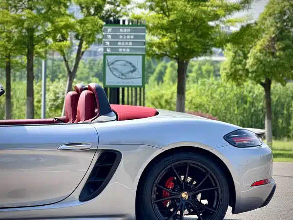 Porsche 718 2022