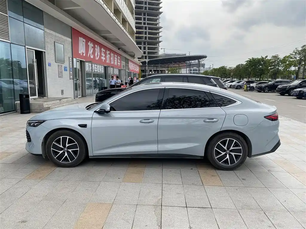 BYD Qin L 2025 — фото 7