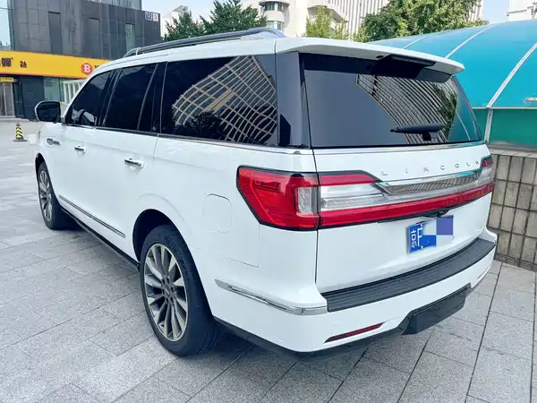 Lincoln Navigator 2019