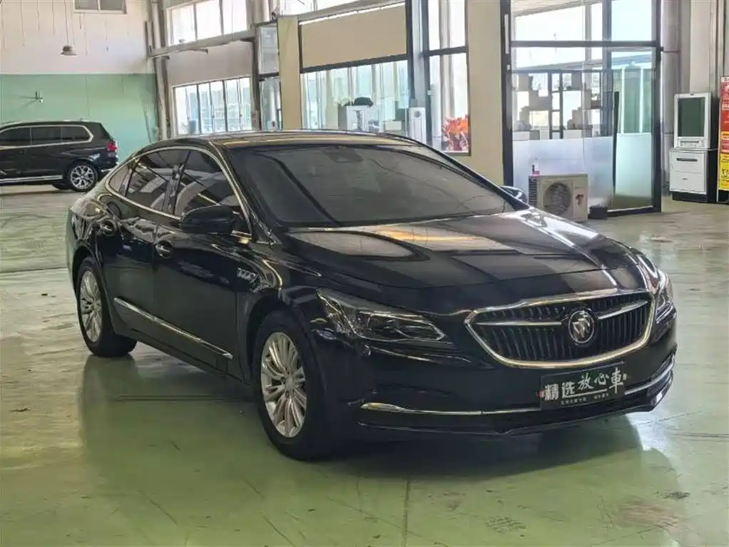 Buick LaCrosse 2018 — фото 3
