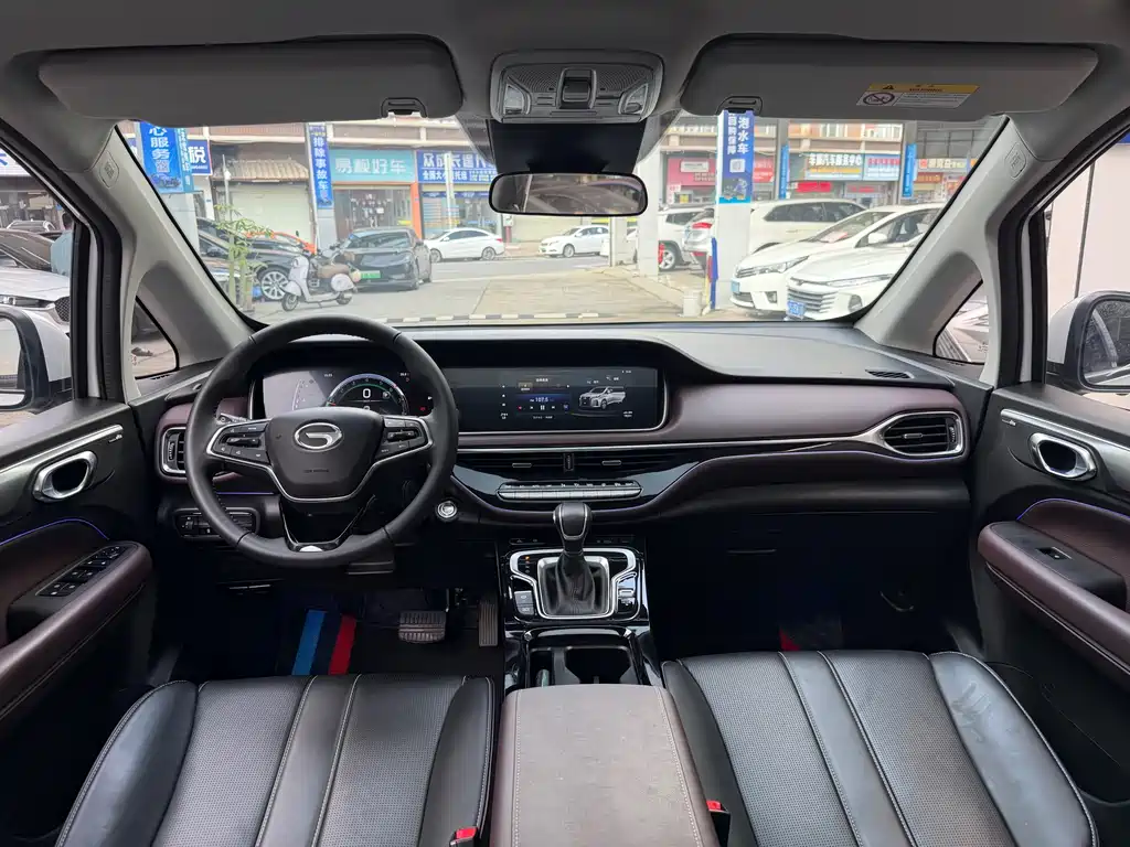 GAC Motor Trumpchi M6 2024 — фото 11