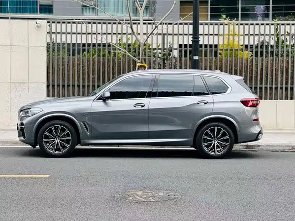 BMW X5 2022