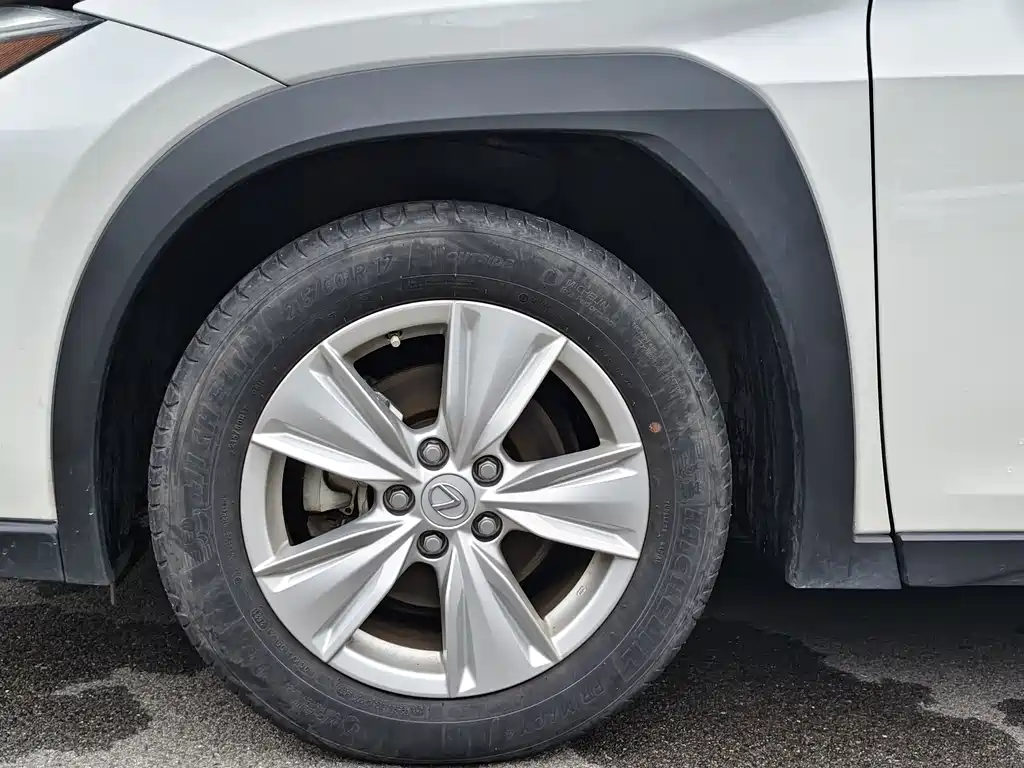 Lexus UX 2022 — фото 16