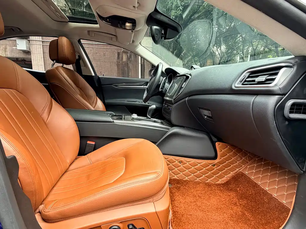 Maserati Ghibli 2016 — фото 17