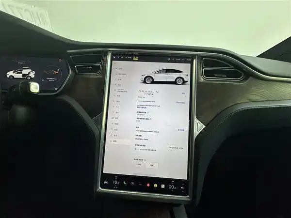 Tesla Model X 2016