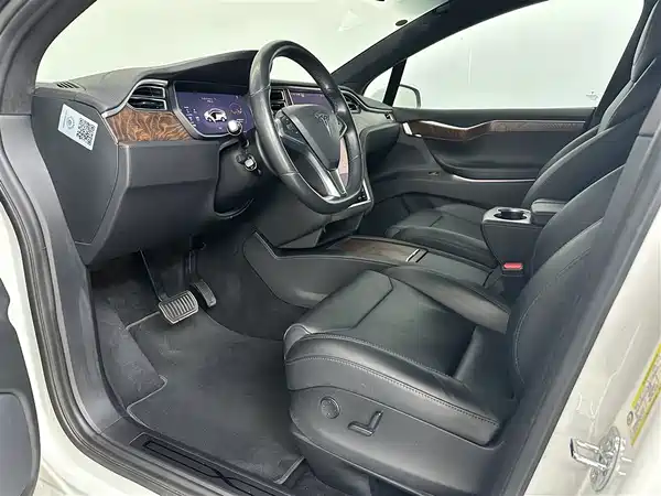 Tesla Model X 2016