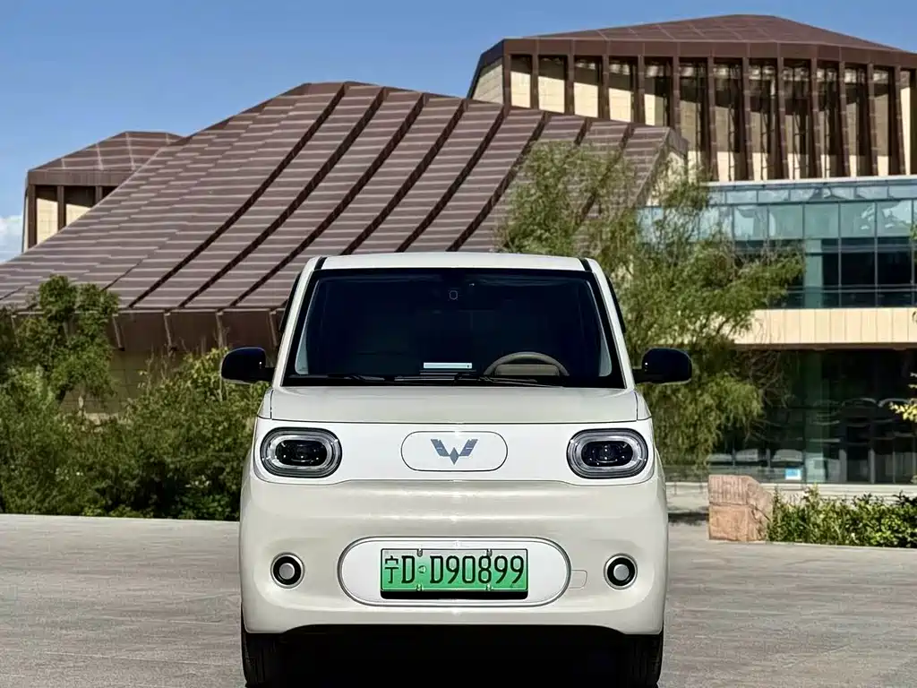Wuling Hongguang MINIEV 2025