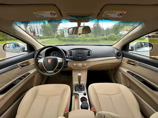 Roewe 350 2010