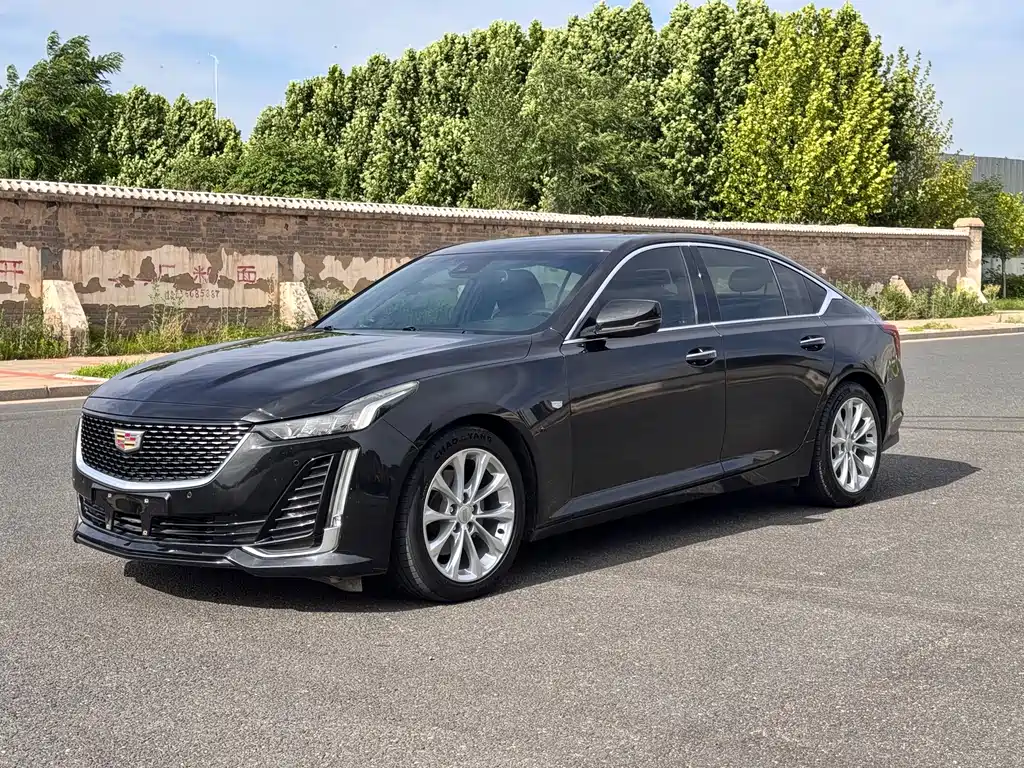 Cadillac CT5 2021 — фото 1