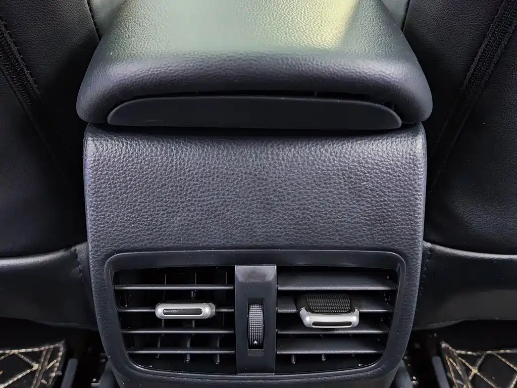 Toyota Levin 2023 — фото 20