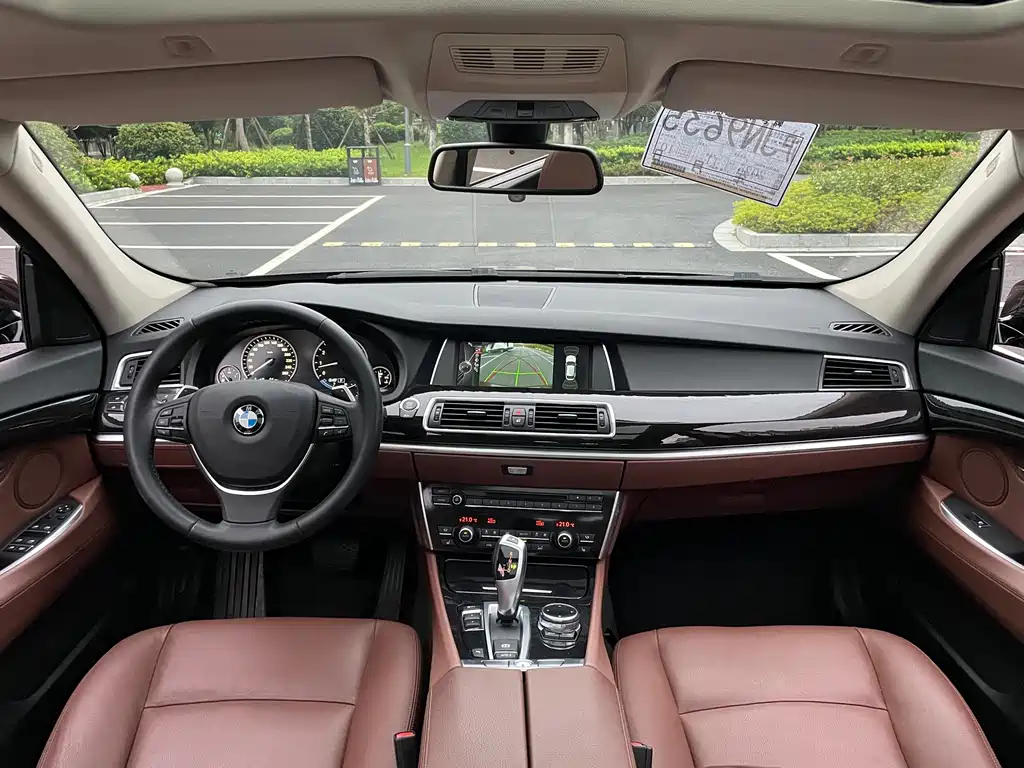 BMW 5 Series GT 2014 — фото 6