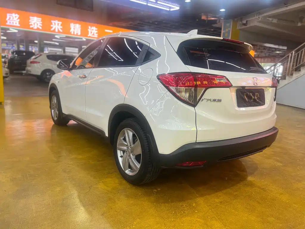 Honda Vezel 2021 — фото 5