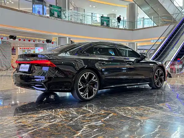 Audi A7L 2024
