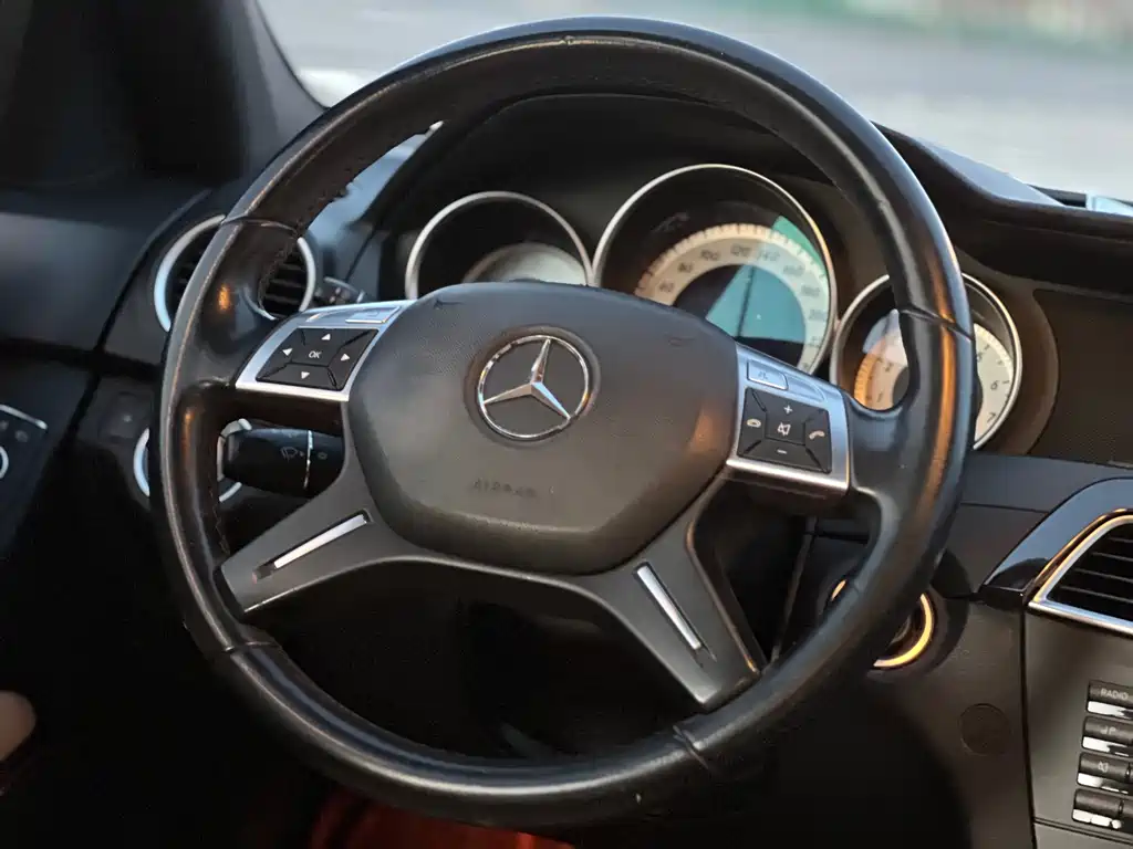 Mercedes-Benz C-Class 2013 — фото 13