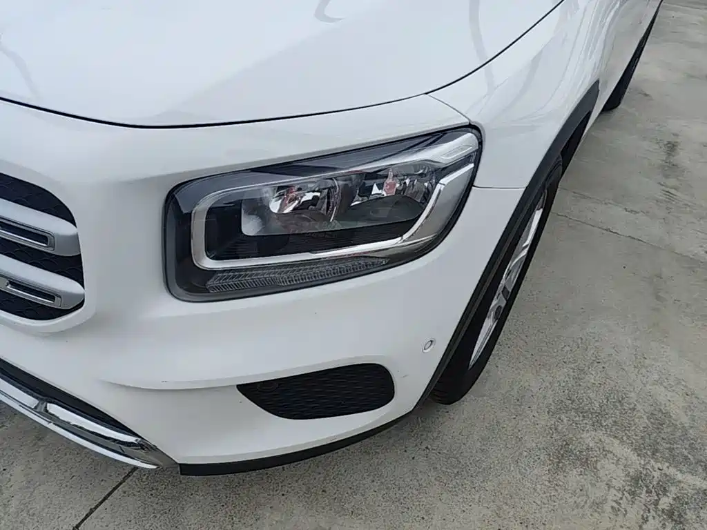 Mercedes-Benz GLB 2020 — фото 24