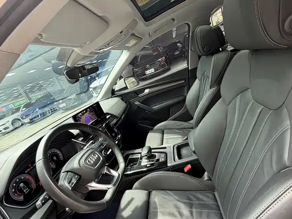 Audi Q5L 2022