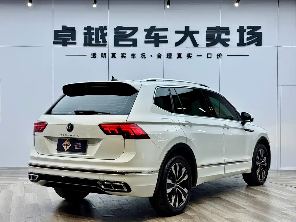 Volkswagen Tiguan L 2024 — фото 7