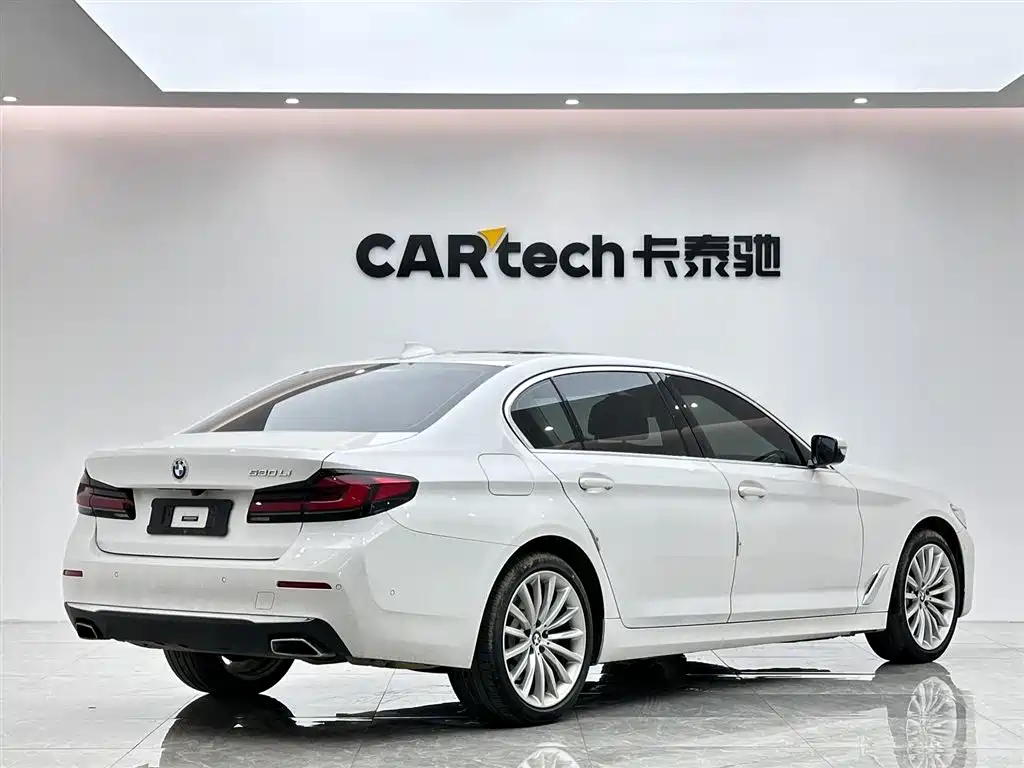 BMW 5 Series 2021 — фото 5