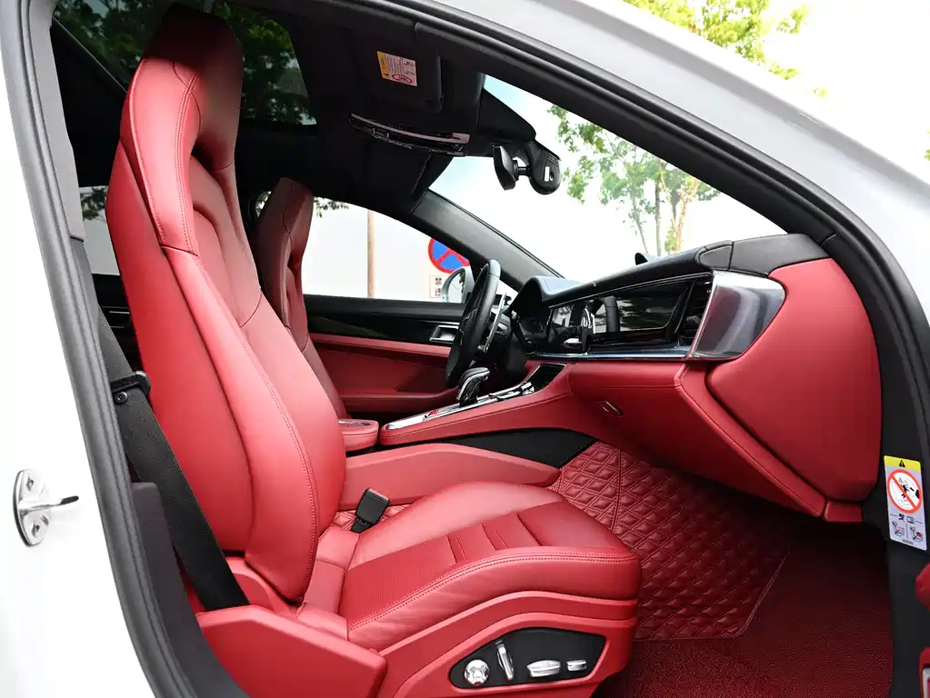 Porsche Panamera 2020 — фото 7