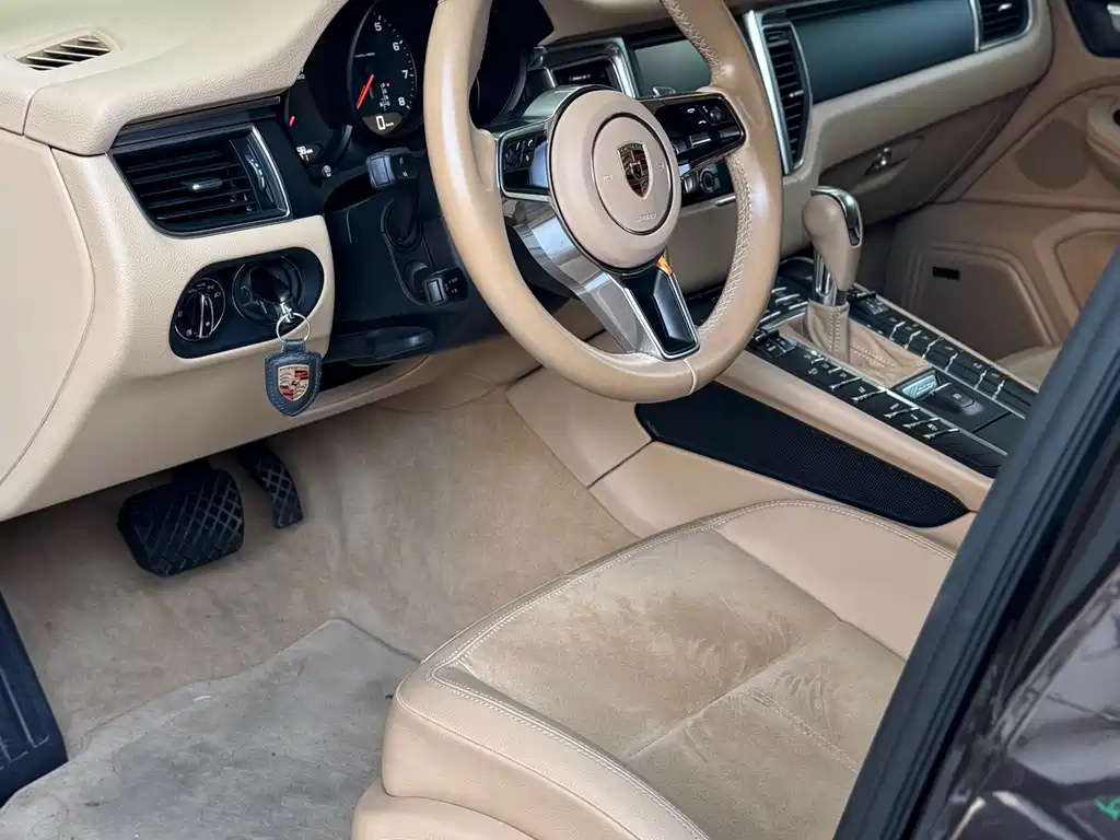 Porsche Macan 2015 — фото 6