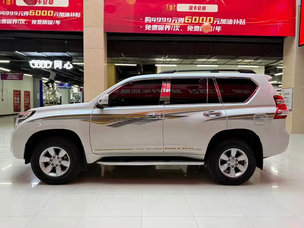 Toyota Prado 2017 — фото 9