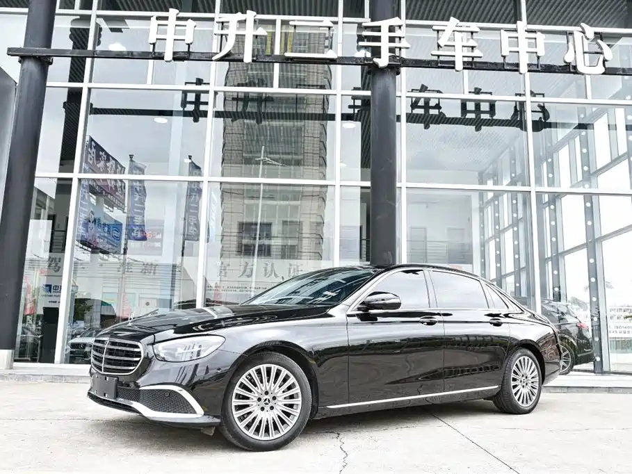 Mercedes-Benz E-Class 2023