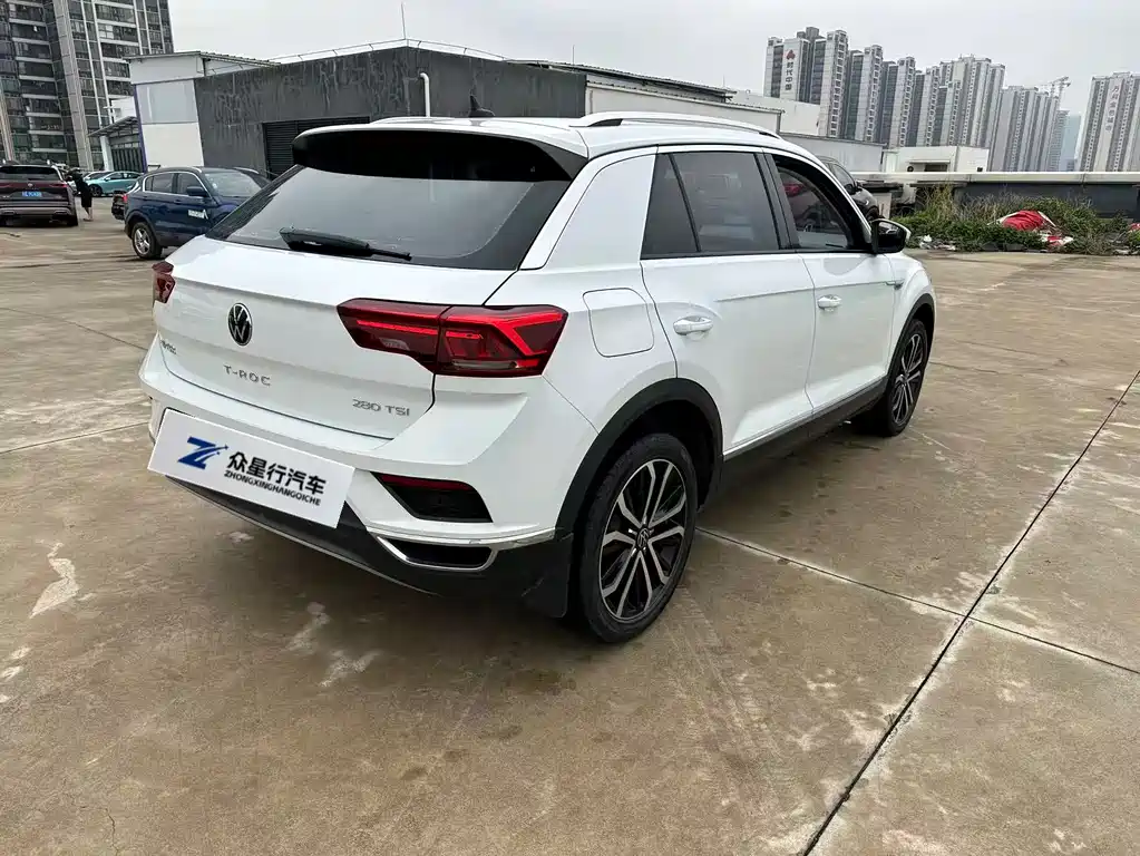 Volkswagen T-Roc 2022 — фото 9