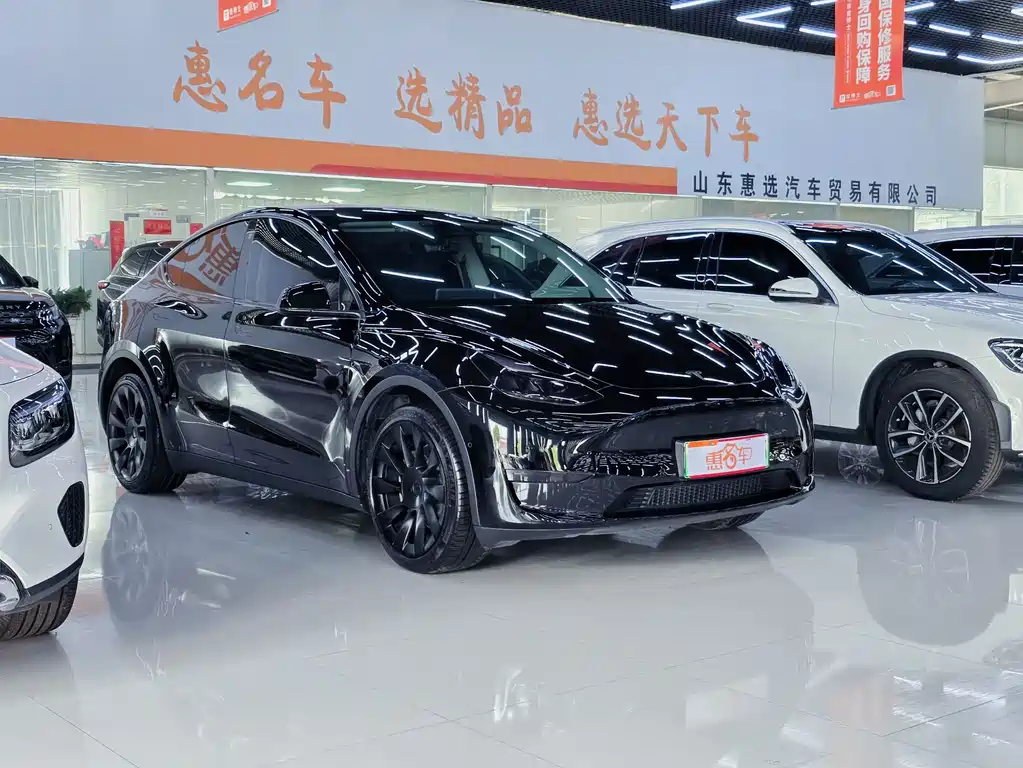 Tesla Model Y 2022