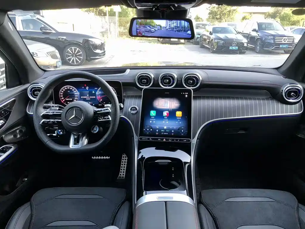 Mercedes-Benz GLC AMG 2025 — фото 8