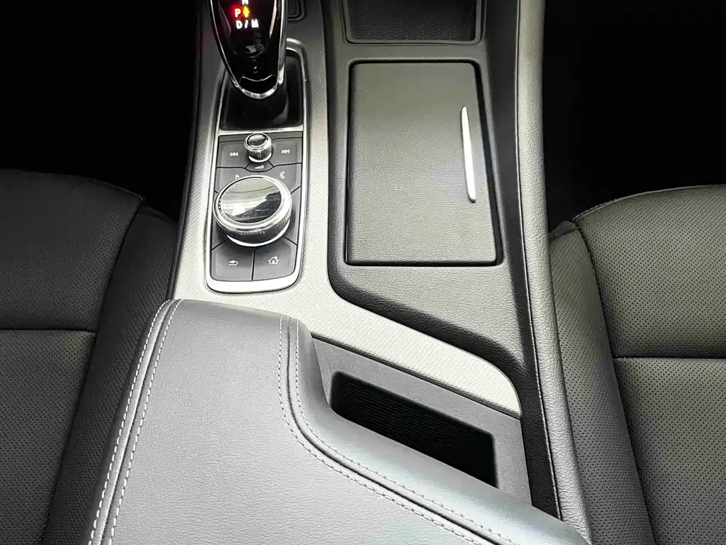 Cadillac CT5 2021 — фото 16